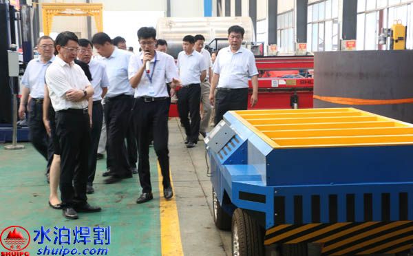 AGV機器人持續(xù)火熱，新領域帶來發(fā)展新機遇，水泊焊割自主研發(fā)的AGV小車